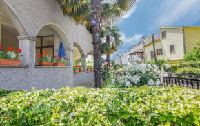 Beautiful apartment in Porec with WiFi and 2 Bedrooms